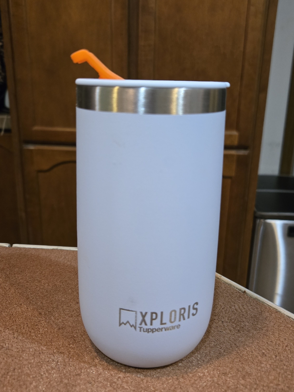 Tupperware Light BLUE Travel Lid with Orange Sip Plug